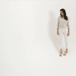 Whitney Cummings feet photo thumbnail