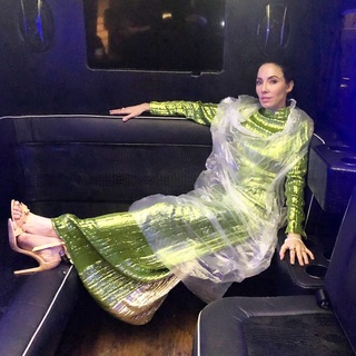 Whitney Cummings feet photo thumbnail