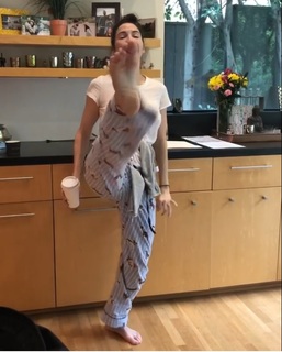 Whitney Cummings feet photo thumbnail