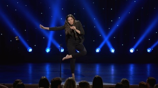Whitney Cummings feet photo thumbnail
