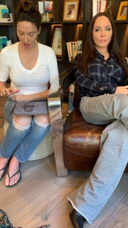 Whitney Cummings feet photo thumbnail