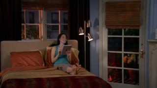 Whitney Cummings feet photo thumbnail