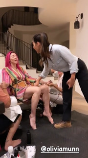 Whitney Cummings feet photo thumbnail