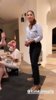 Whitney Cummings feet photo thumbnail