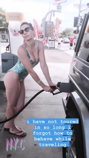 Whitney Cummings feet photo thumbnail
