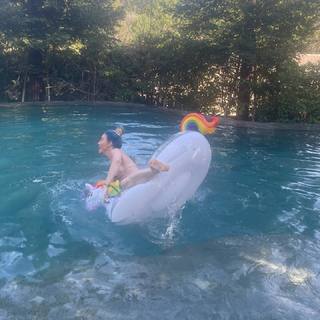 Whitney Cummings feet photo thumbnail