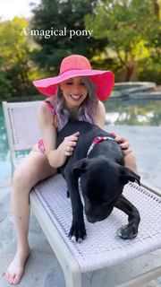 Whitney Cummings feet photo thumbnail