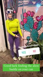 Whitney Cummings feet photo thumbnail