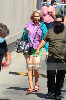 Whitney Cummings feet photo thumbnail