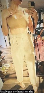 Whitney Cummings feet photo thumbnail
