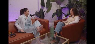 Whitney Cummings feet photo thumbnail