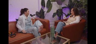 Whitney Cummings feet photo thumbnail