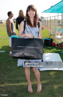 Whitney Cummings feet photo thumbnail