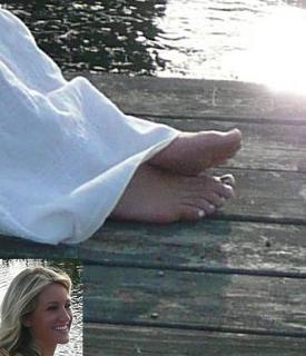 Whitney Duncan feet photo 16