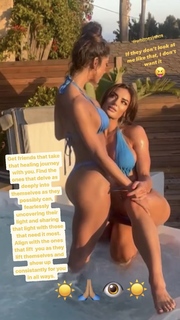 Whitney Johns feet photo 10