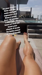 Whitney Johns feet photo 15