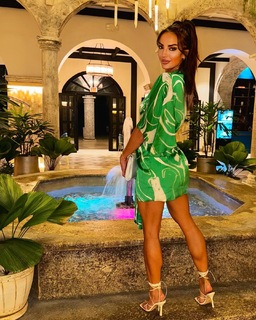 Whitney Johns feet photo 7