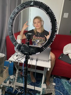 Whitney Moore feet photo 3