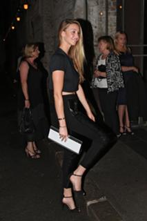 Whitney Port feet photo thumbnail