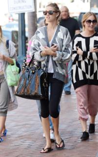 Whitney Port feet photo thumbnail