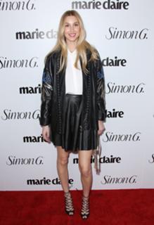 Whitney Port feet photo thumbnail