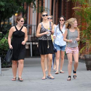 Whitney Port feet photo thumbnail