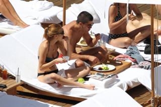 Whitney Port feet photo thumbnail