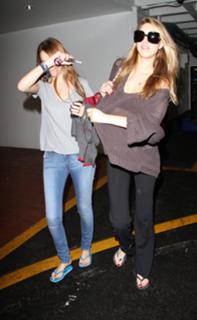 Whitney Port feet photo thumbnail