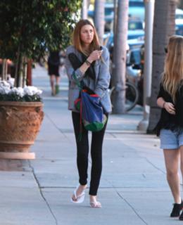 Whitney Port feet photo thumbnail