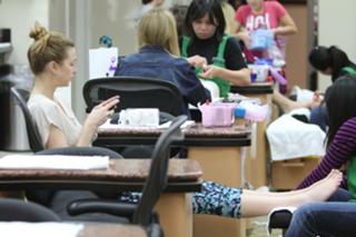 Whitney Port feet photo thumbnail