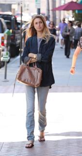 Whitney Port feet photo thumbnail