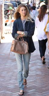 Whitney Port feet photo thumbnail