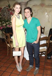 Whitney Port feet photo thumbnail