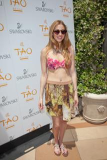 Whitney Port feet photo thumbnail