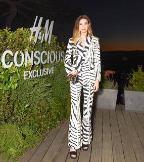 Whitney Port feet photo thumbnail