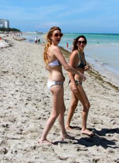 Whitney Port feet photo thumbnail