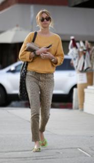 Whitney Port feet photo thumbnail