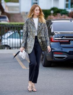 Whitney Port feet photo thumbnail