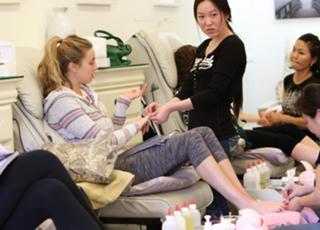 Whitney Port feet photo thumbnail