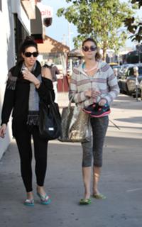 Whitney Port feet photo thumbnail