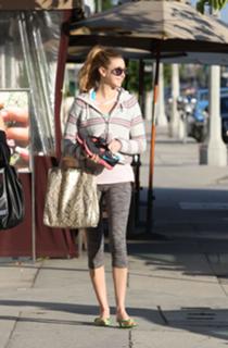 Whitney Port feet photo thumbnail