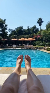 Whitney Port feet photo thumbnail