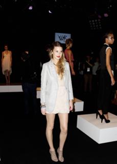 Whitney Port feet photo thumbnail