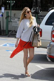 Whitney Port feet photo thumbnail