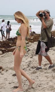 Whitney Port feet photo thumbnail