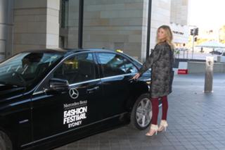 Whitney Port feet photo thumbnail