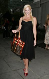 Whitney Thompson feet photo 17