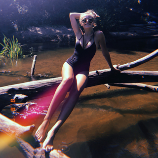 Wiktoria Gasiewska feet photo thumbnail