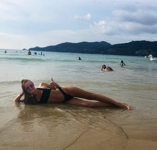 Wiktoria Gasiewska feet photo thumbnail