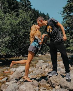 Wiktoria Gasiewska feet photo thumbnail